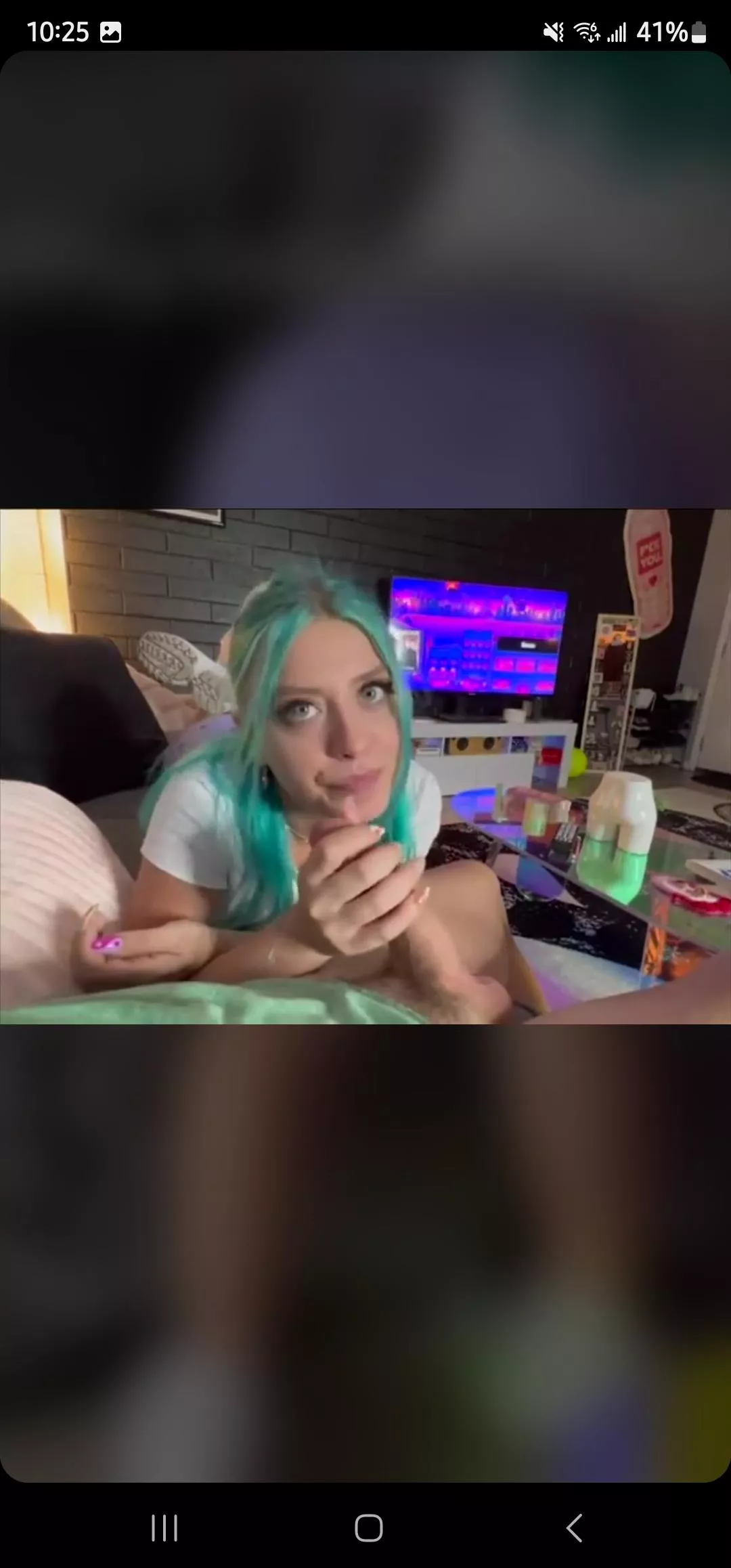 Who is she? Thanks in advanced!