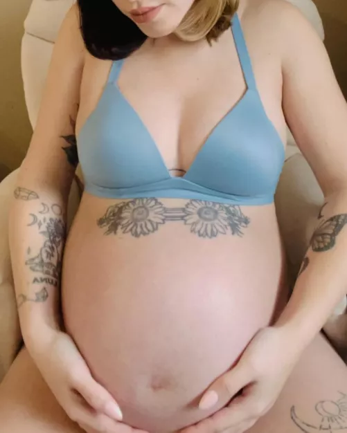 Won't have this belly much longer🩵