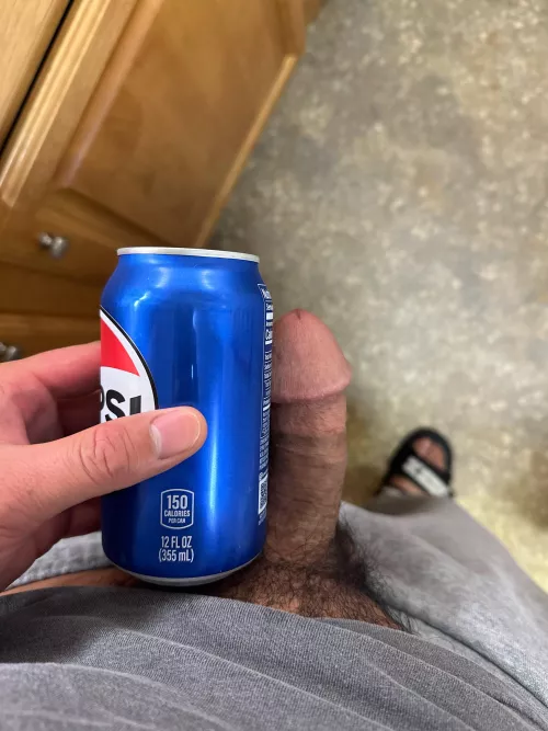 23m anyone wanna compare with my little Asian cock and maybe humiliate me 😋