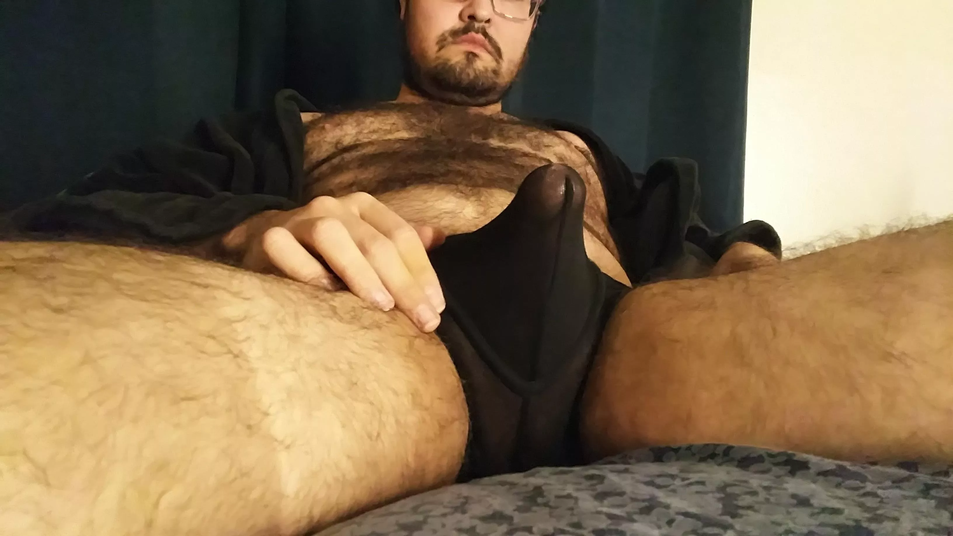30 yo pervy bear.. hmu pervs..