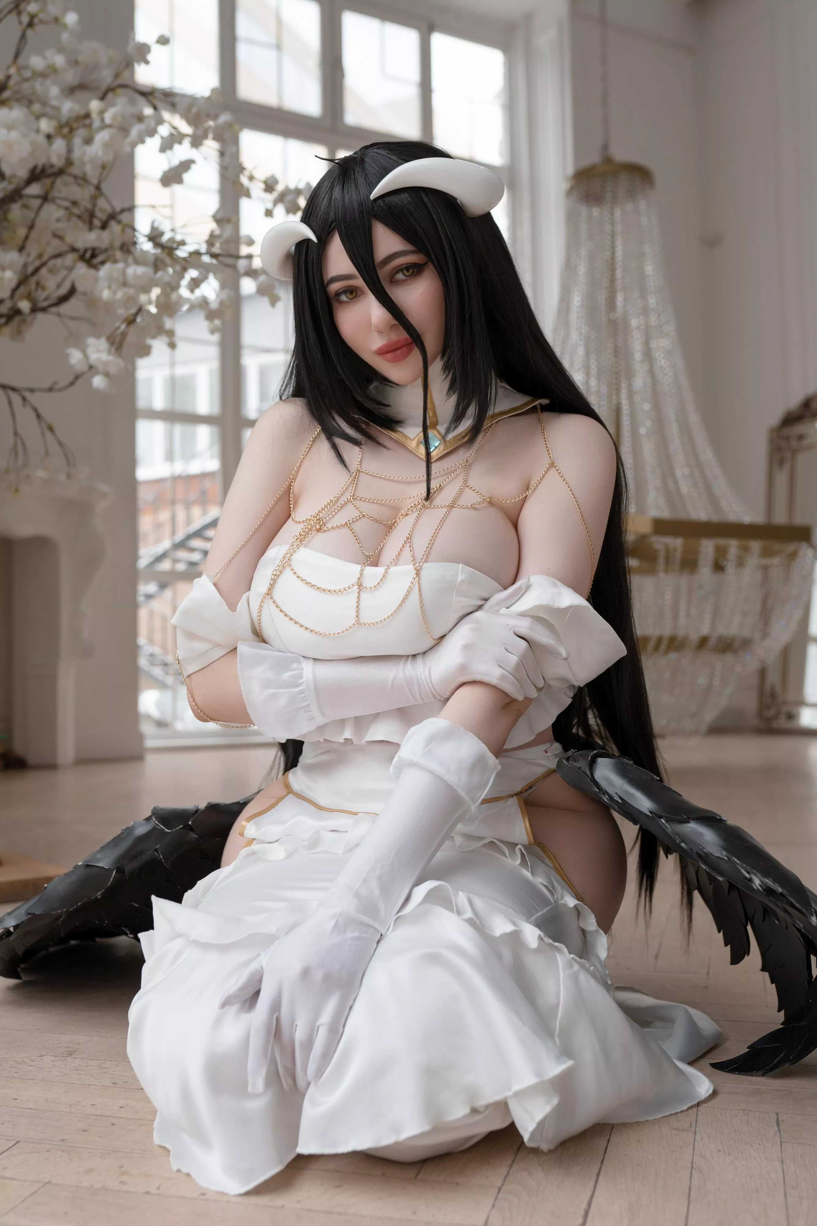Albedo from Overlord cosplay by Alina Becker