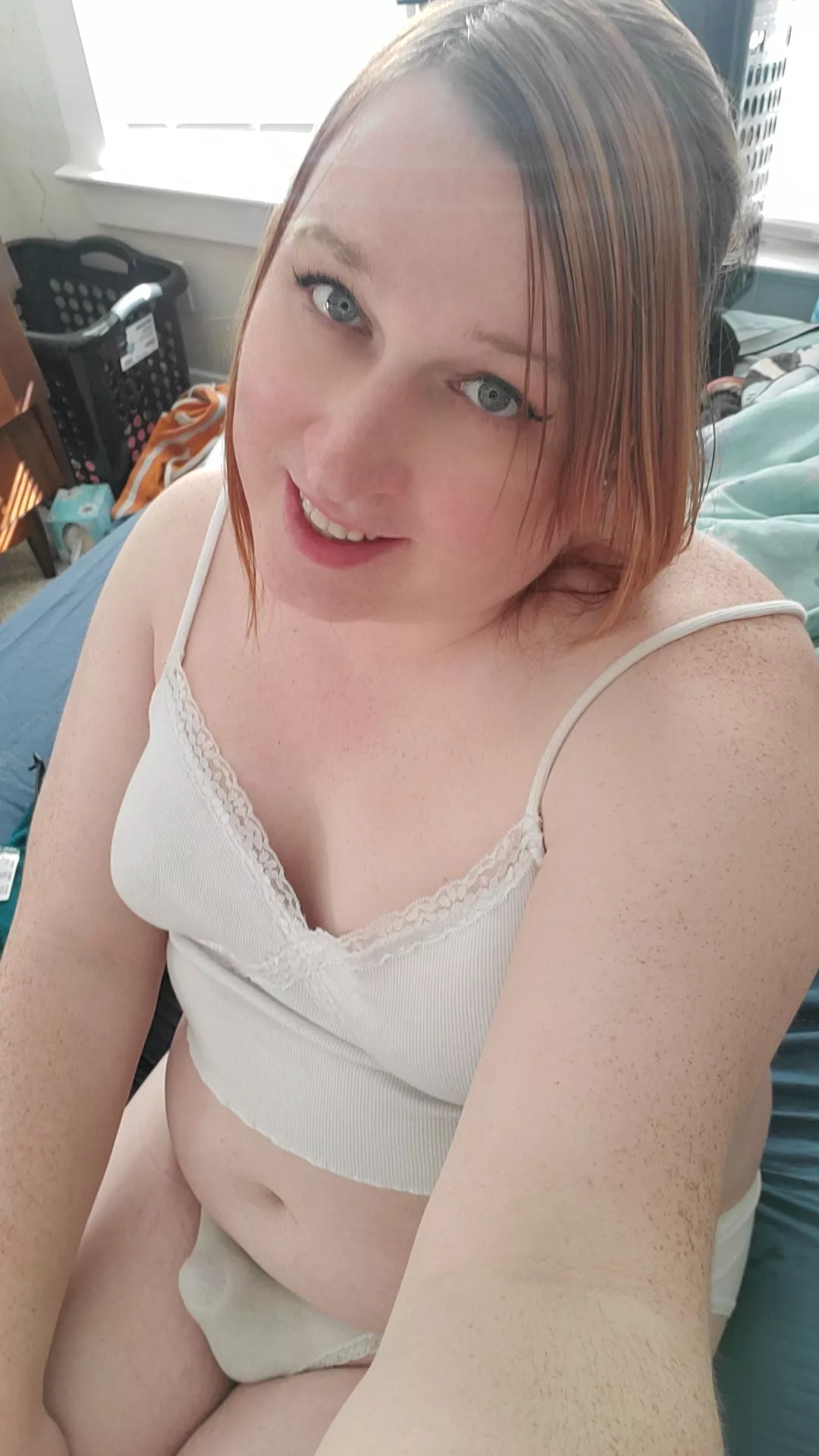 Do you think my bulge is cute? 🥺