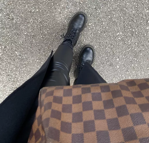 Dr marten’s fetish… total black