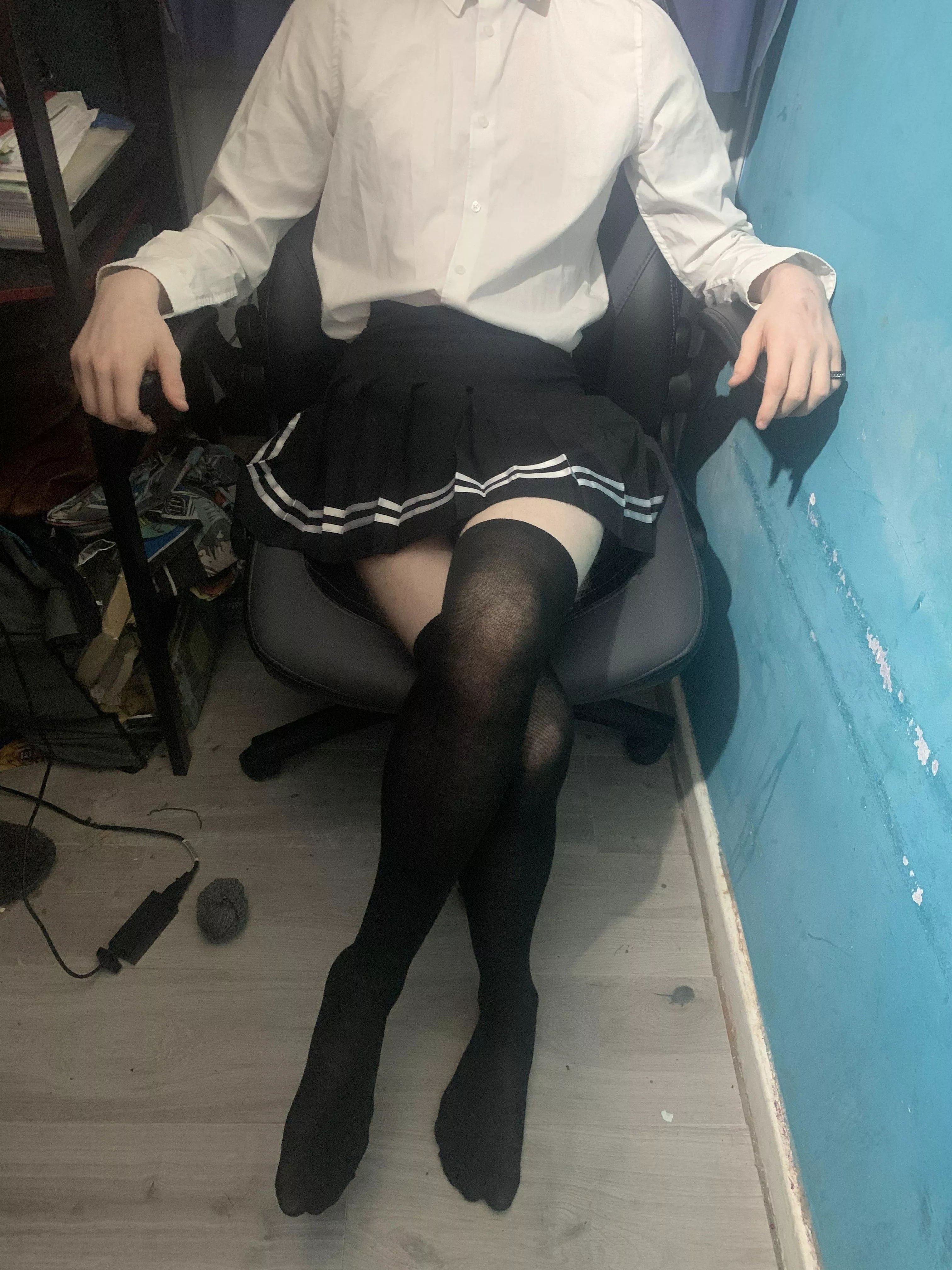 First Post ever be nice