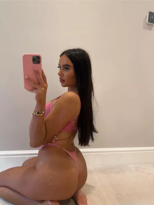 I want your face to be my chair 😏💦