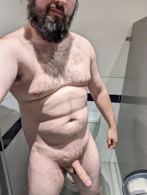 Imagine you're in the stall next to me