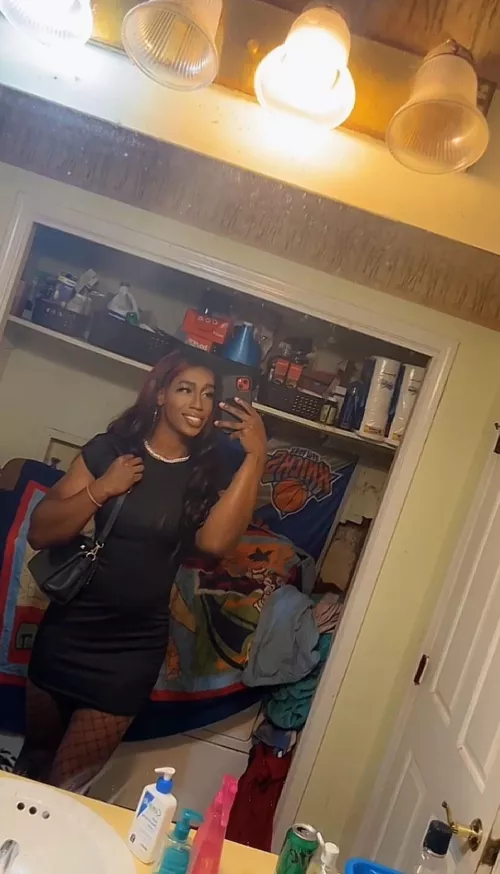 Just a little black dress appreciation 🖤