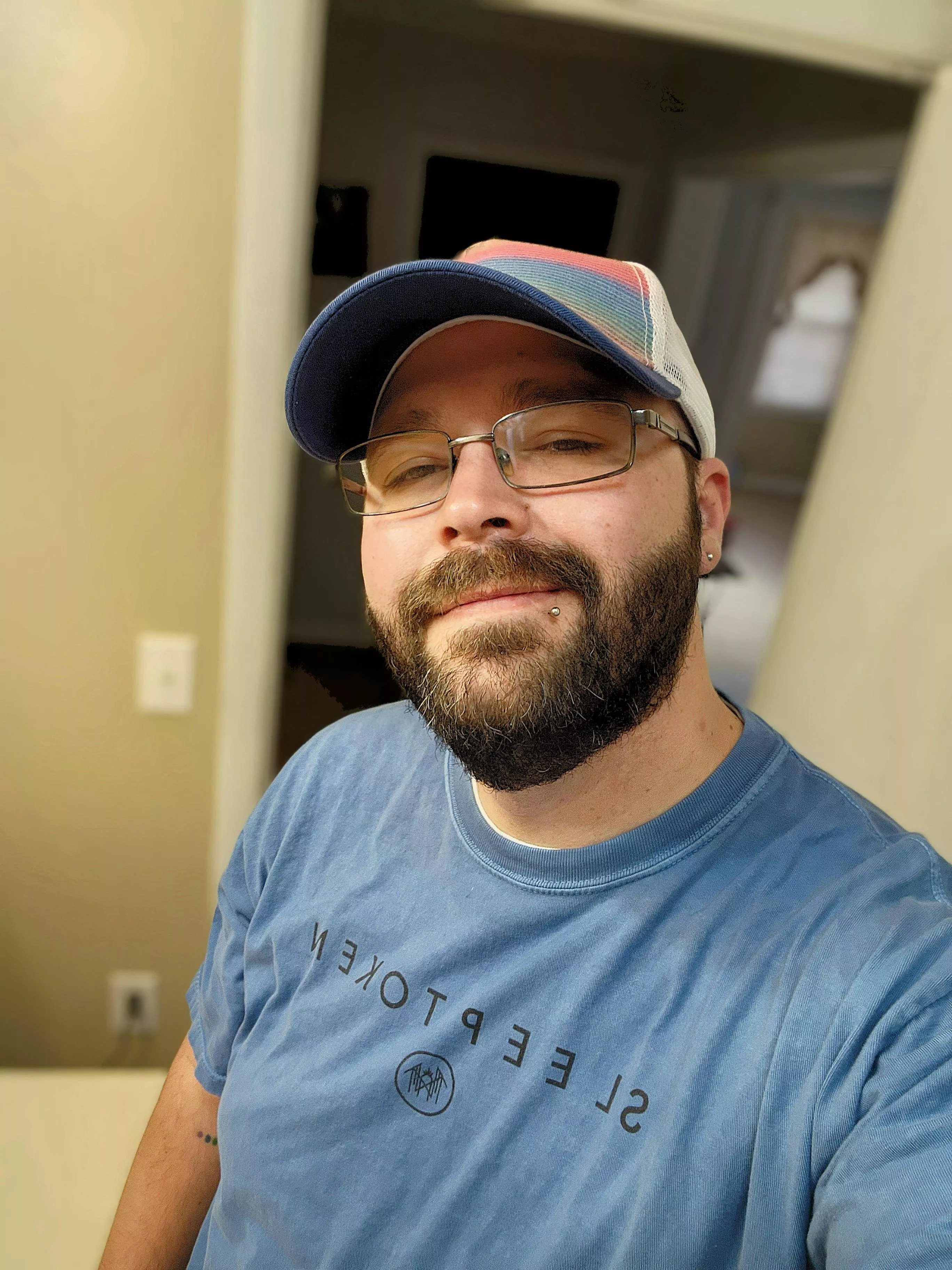 Just sharing a selfie that I like 😊