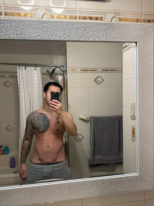 lil tease before shower