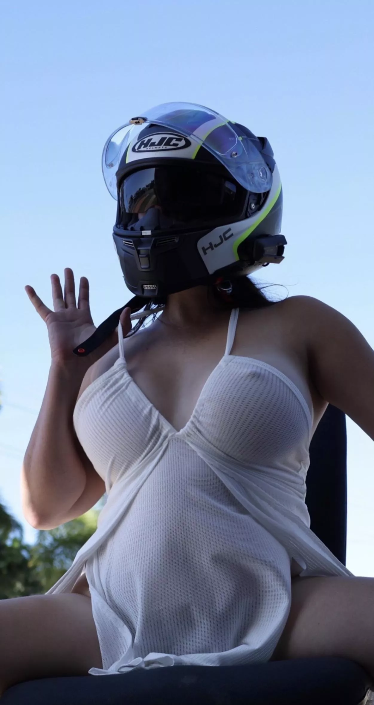 Morning , i do like this dress.