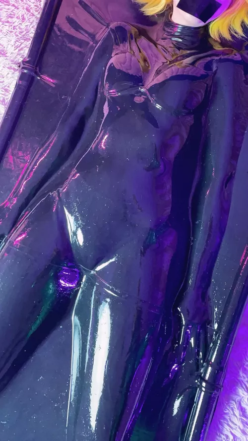 My first latex vacuum bed