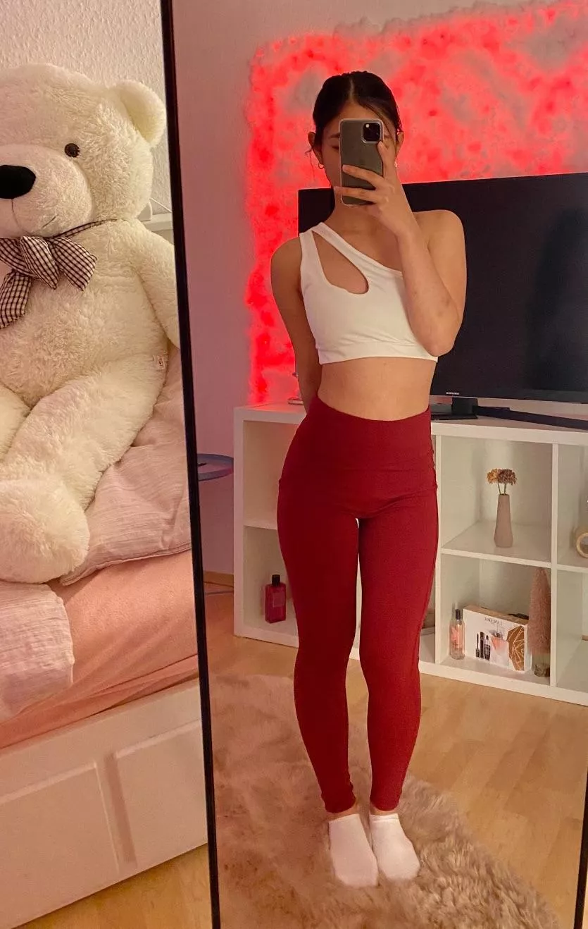 Sadly he can’t join in 🧸😝