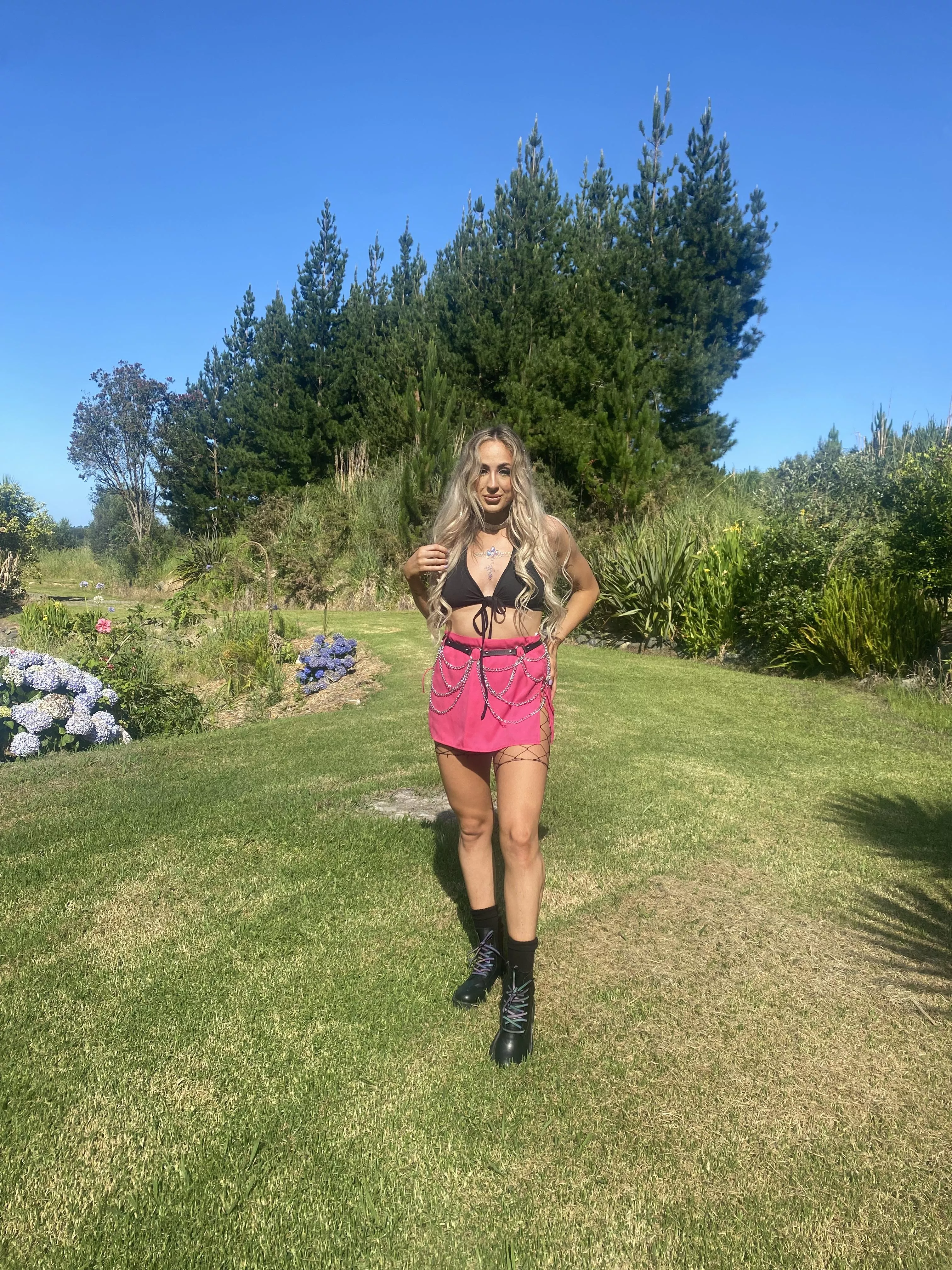 Should I wear something sluttier this year ?