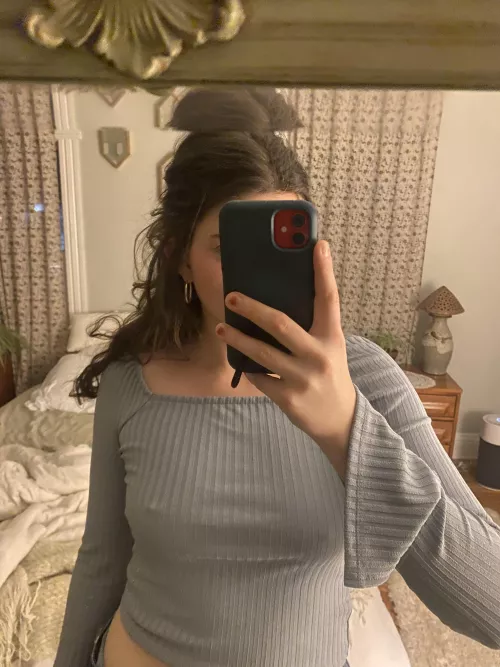 Subtle nips…. Would you take me home for thanksgiving like this?? 😇