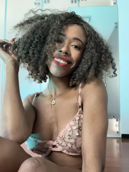 this smile makes you fall in love