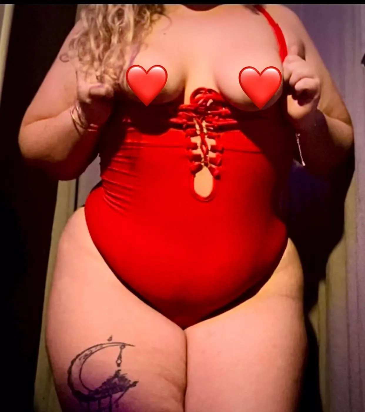 What color lingerie do you want to see me in? ;)