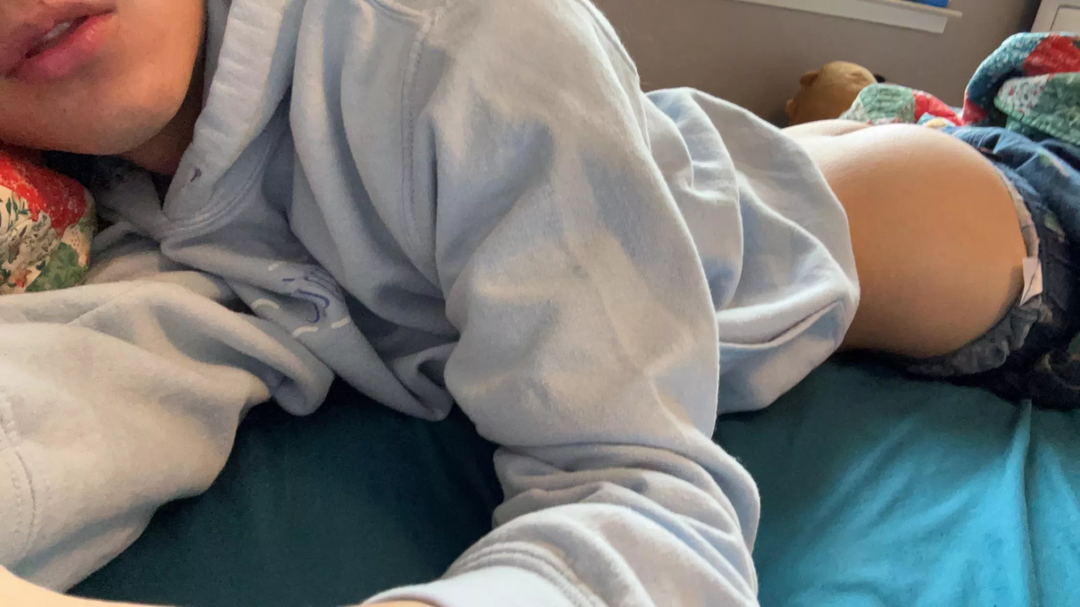 (18) stuffed after thanksgiving!