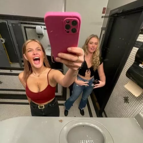 Bathroom Mirror pic