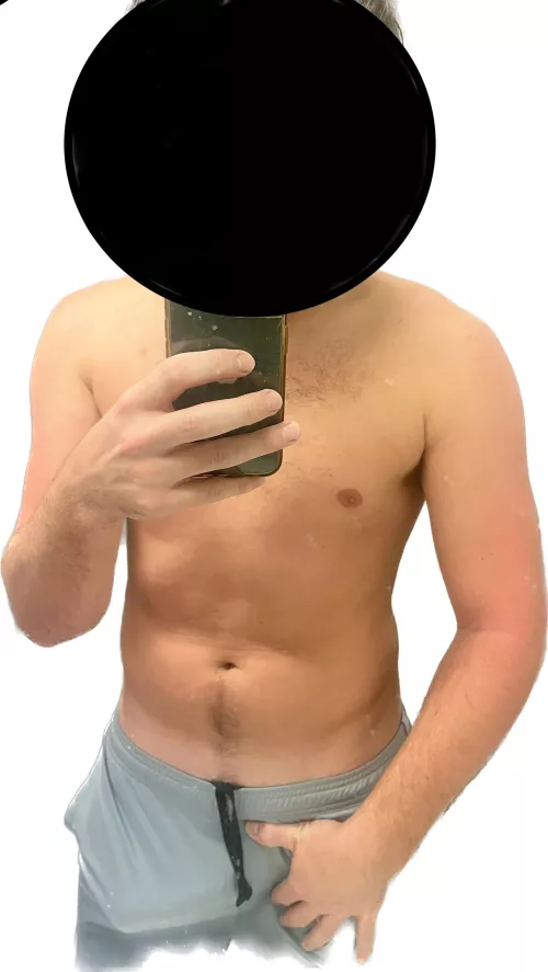 Be honest does gray make me look fat