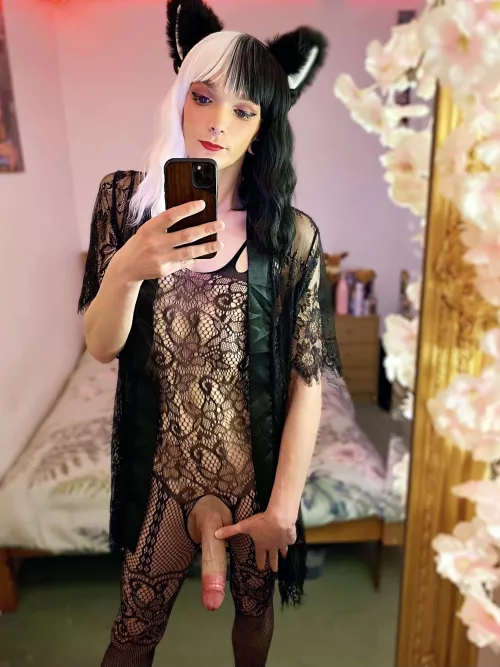 Do you like skinny femboys that are hung?