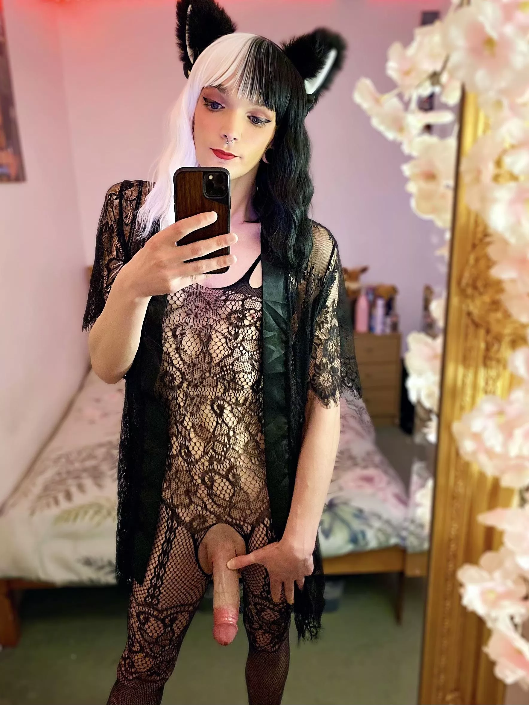 Do you like skinny femboys that are hung?