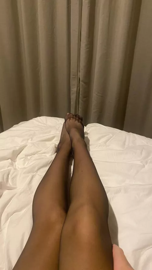 Do you like the pantyhose on me