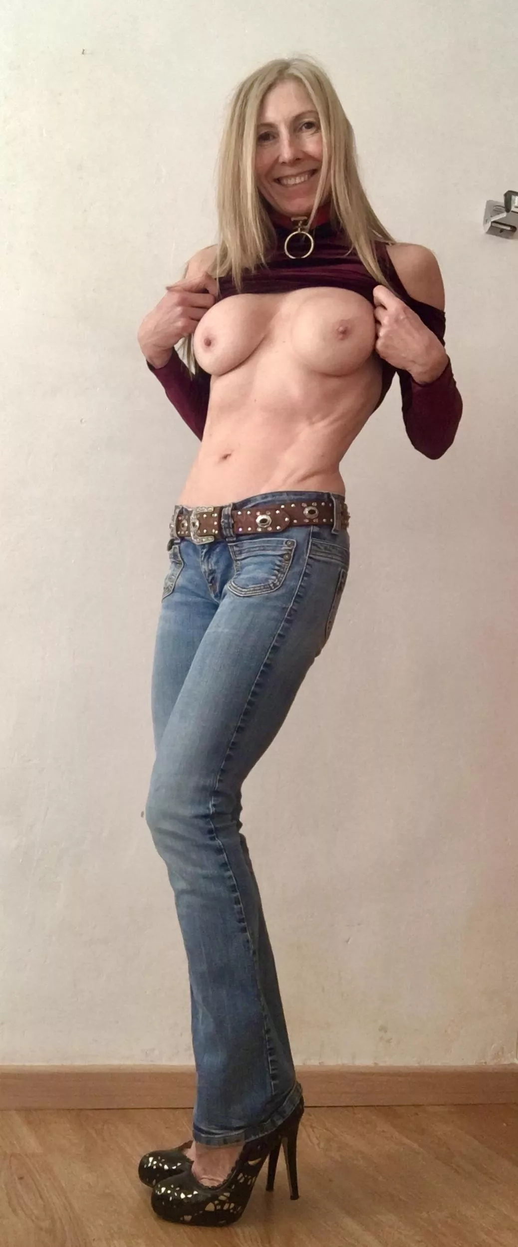 Do younger guys really go for older women?