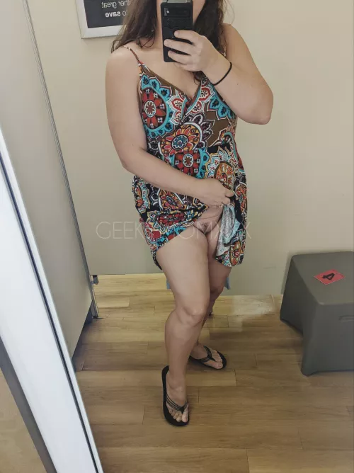 Dressing rooms bring out the naughty milf in me