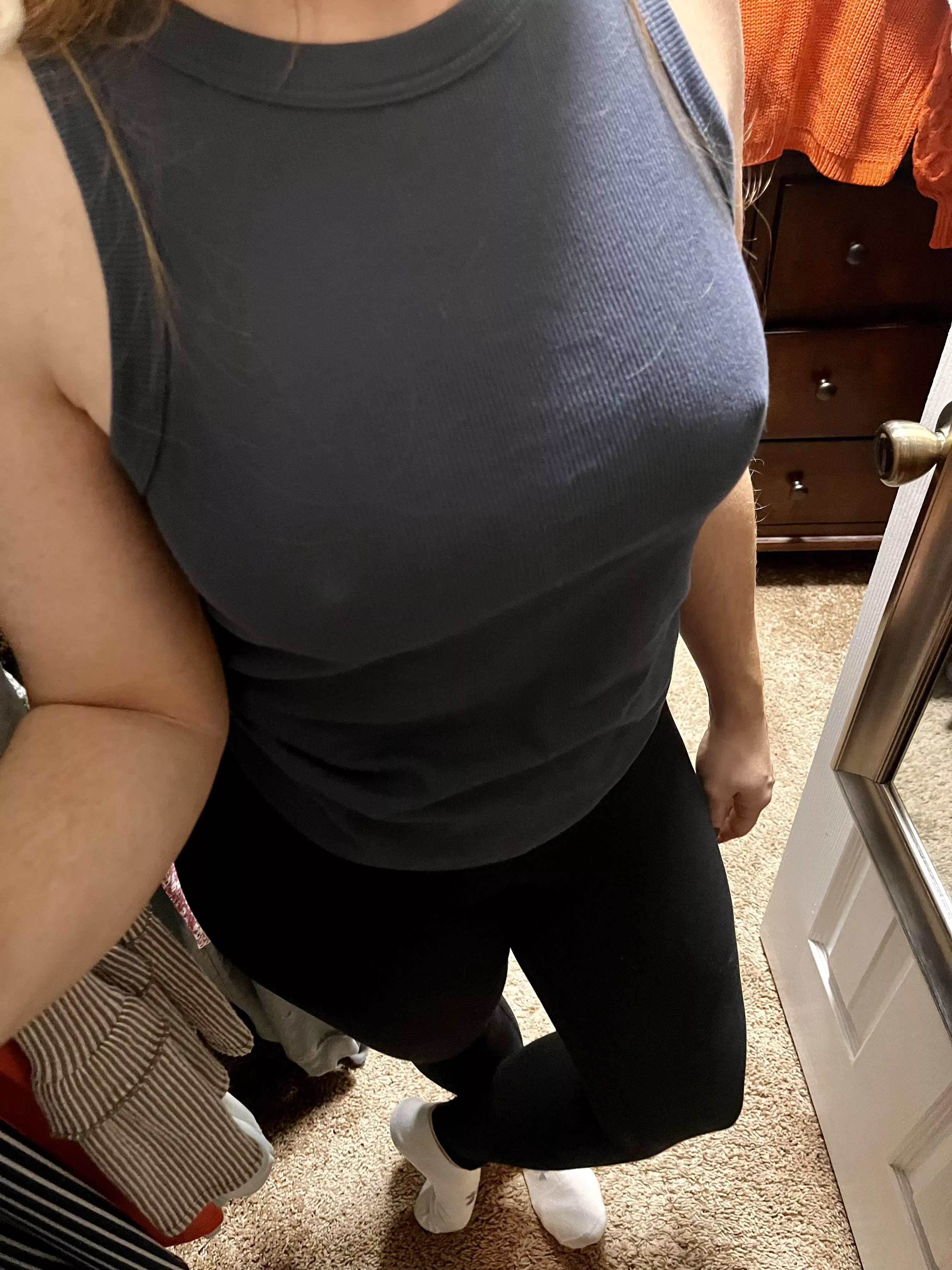 Good morning braless lovers.