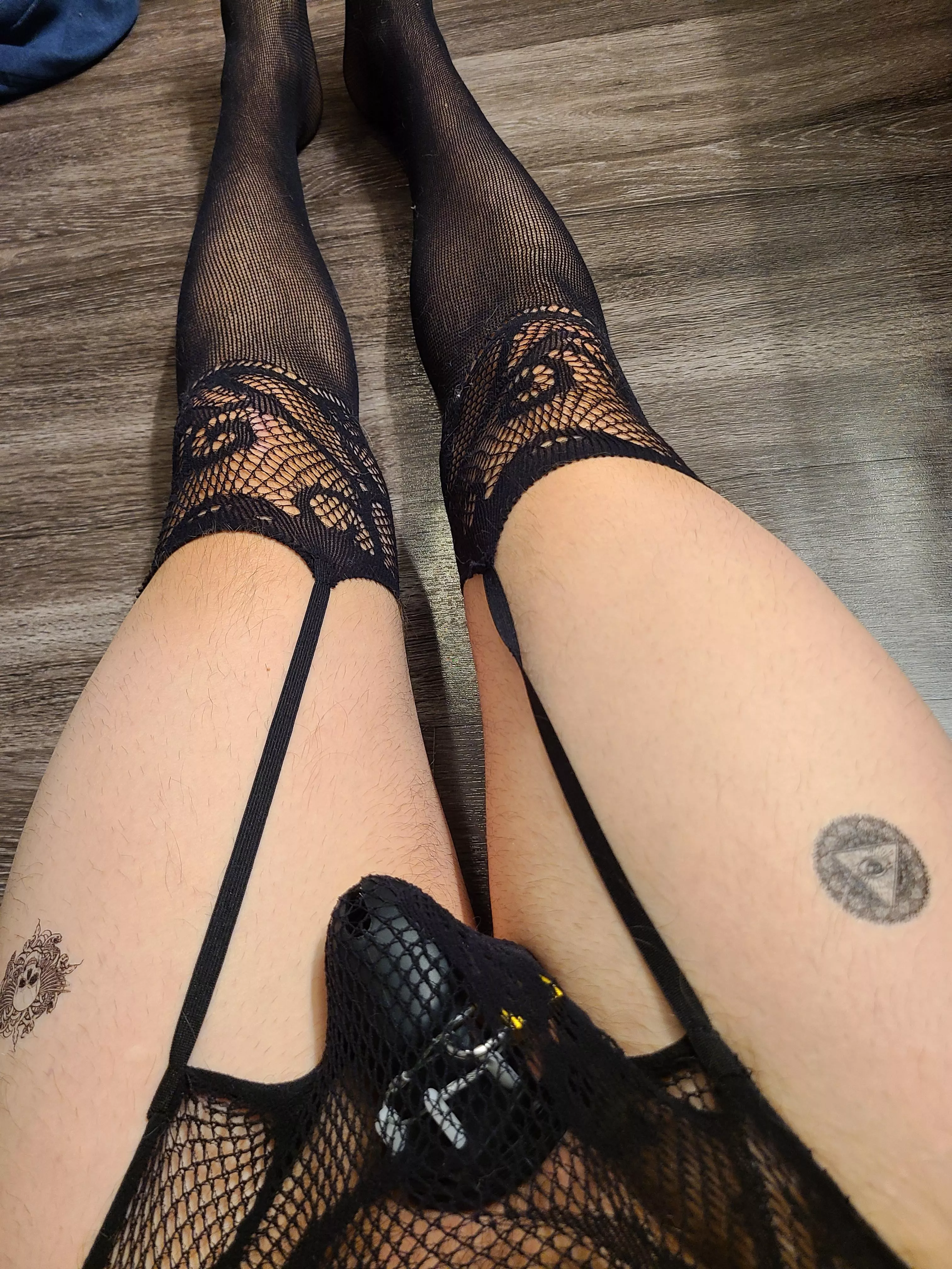 Gooned to bbc all night long thanks to my cage