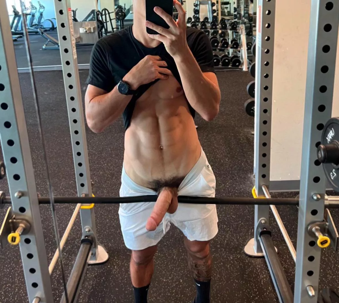 Gym Time! Who needs a spotter? 🤫😏