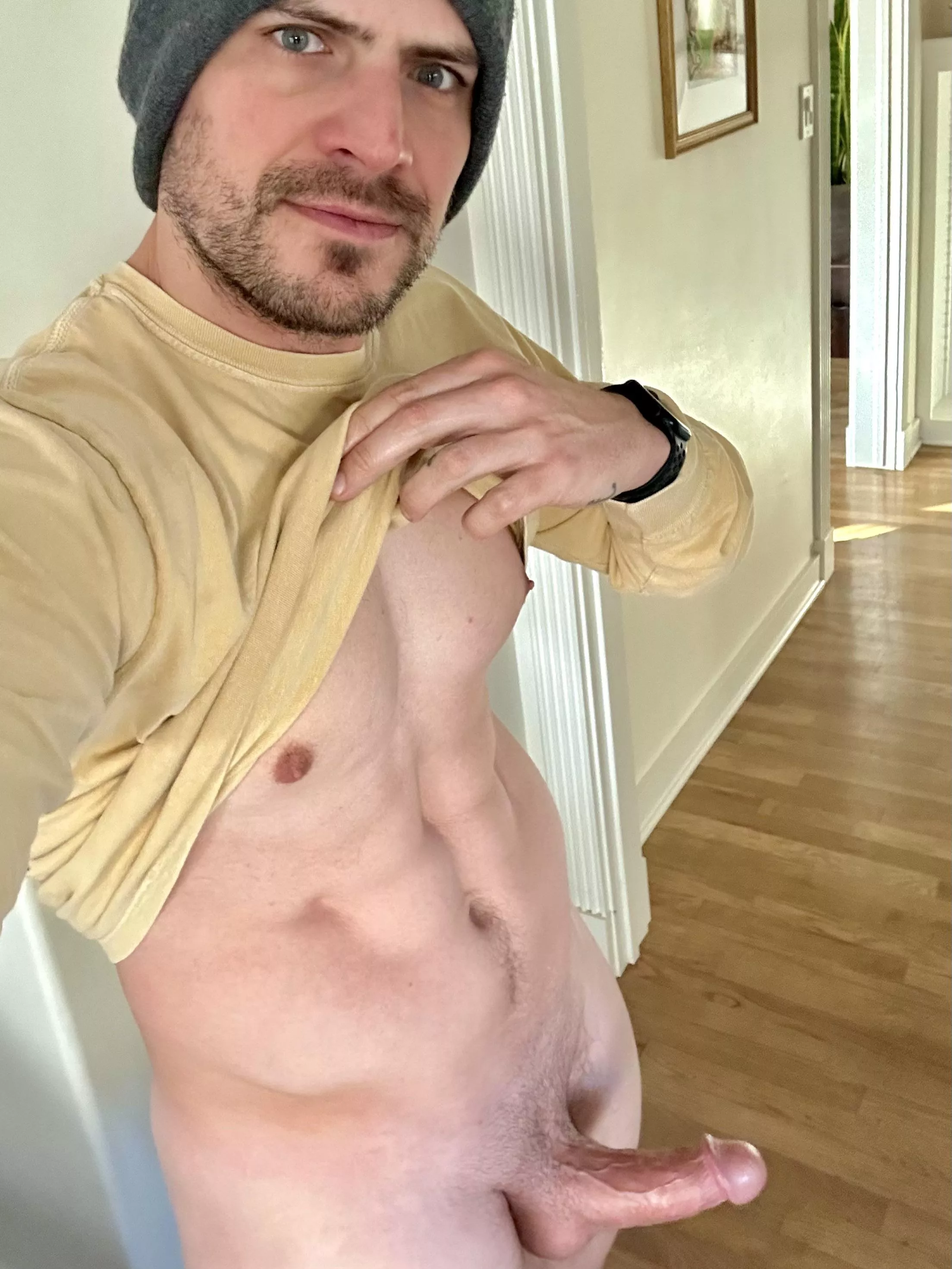 Happy Saturday!🫣😉