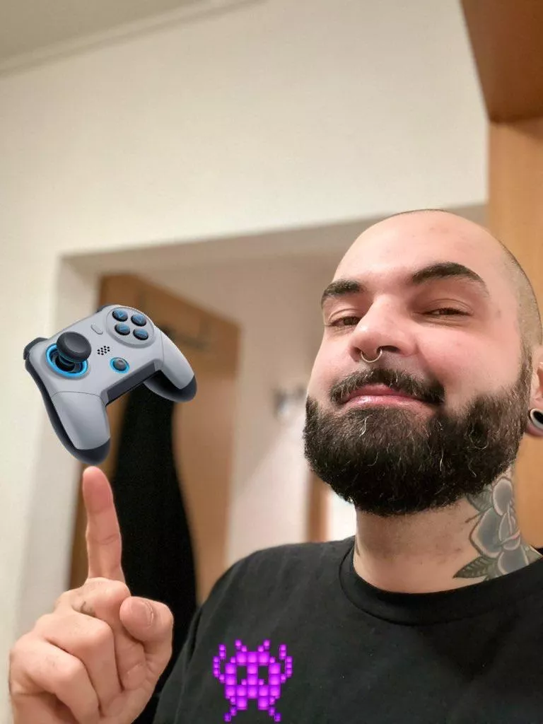 Hello 👋🏻 Handsome people. Hope ur well! 💜