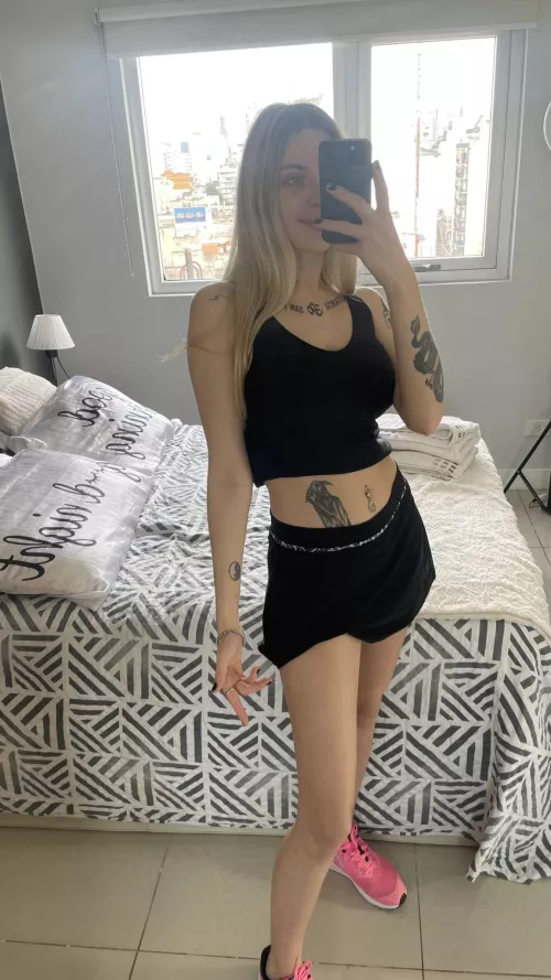 Home alone so come over and let's bone