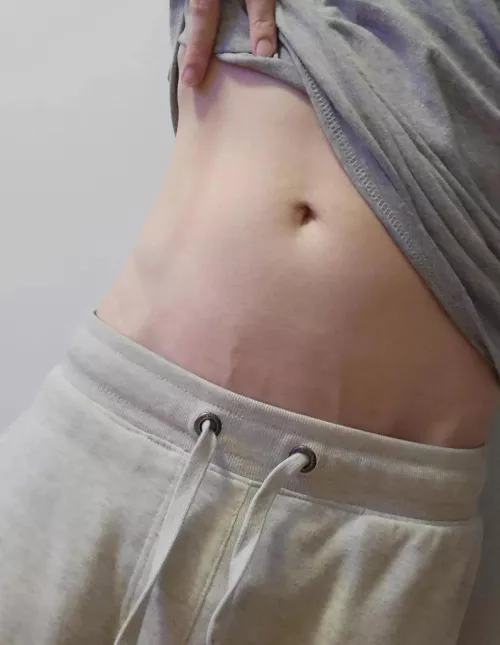 How would you spend a long holiday weekend with a smol 5'3 105lb femboyyy?