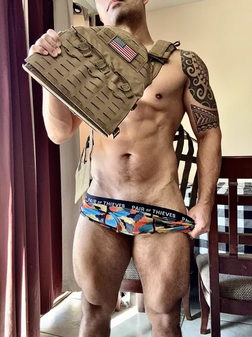 I hope u like thick thighs😏