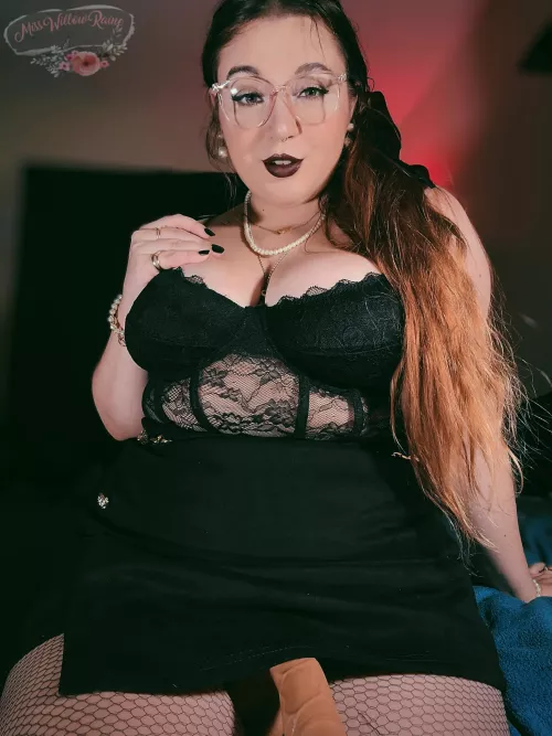 I know you crave being controlled, desire to be obedient! 👑 Mommy is here to use you, push you, and break you. DOMME SESSIONS ☆ PICS&VIDS ☆ LIVE CAM ☆ WORN ITEMS | SISSIFICATION•HUMILIATION•SPH•CBT•BODY WORSHIP•CEI•PETPLAY [SEXT]