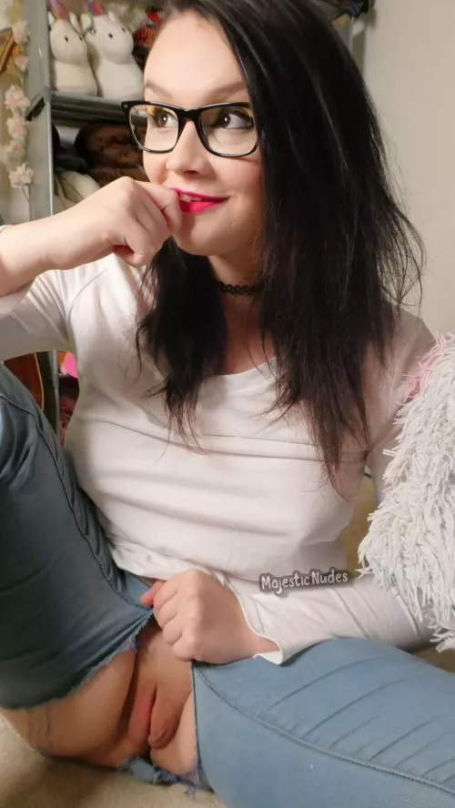 I'm at my parents and my jeans ripped when I sat down whoopsies 😅