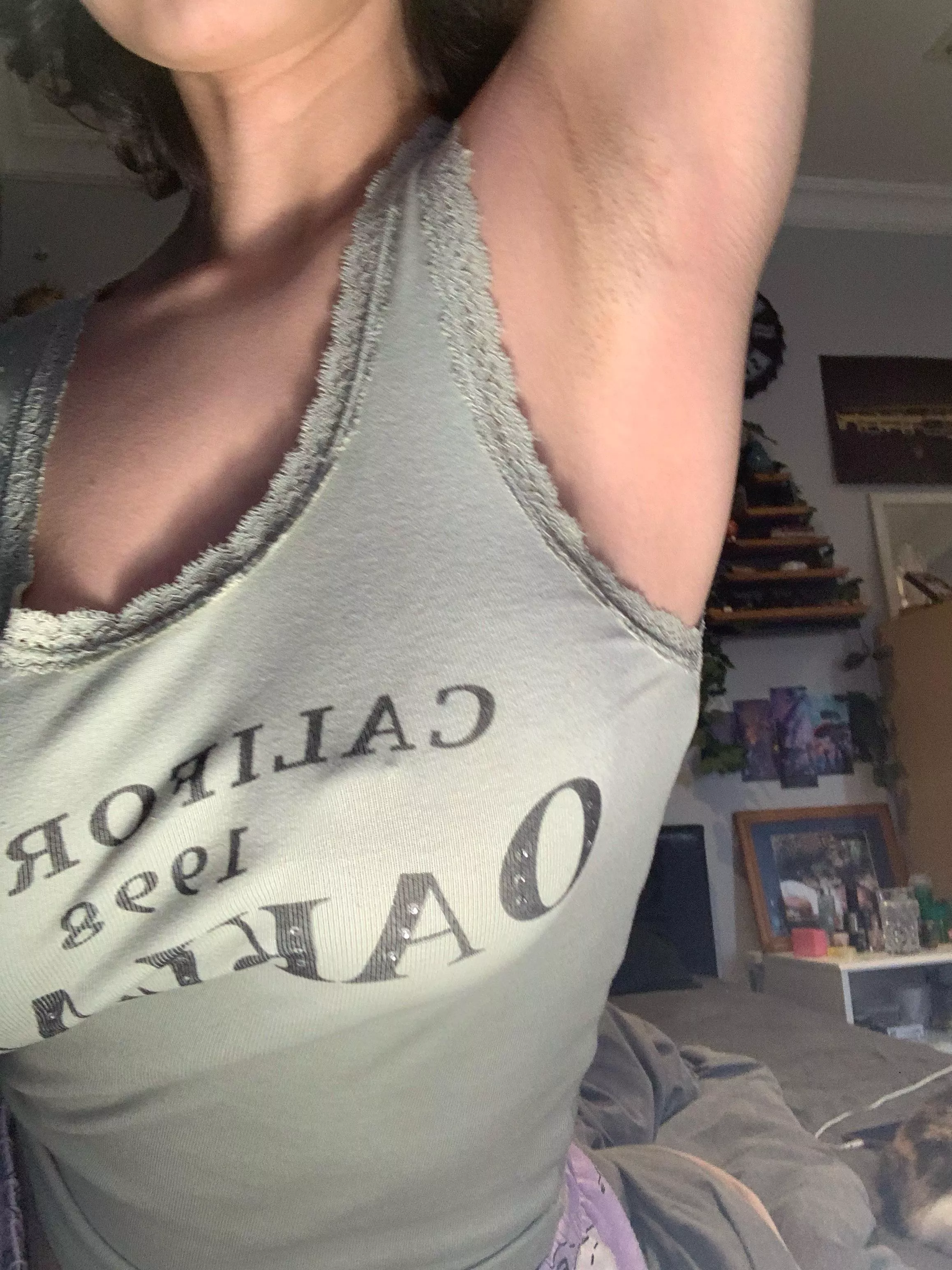 I’m so hot and sweaty rn🥵