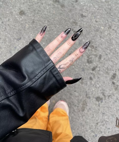 My black smoky manicure🥵🥵