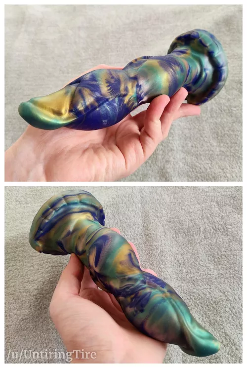 My collection slowly keeps growing – Medium Theotolax by Neotori 😍