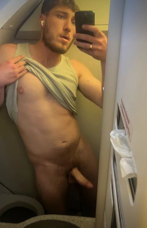 Say “hi” and I’ll send my private pics 😇