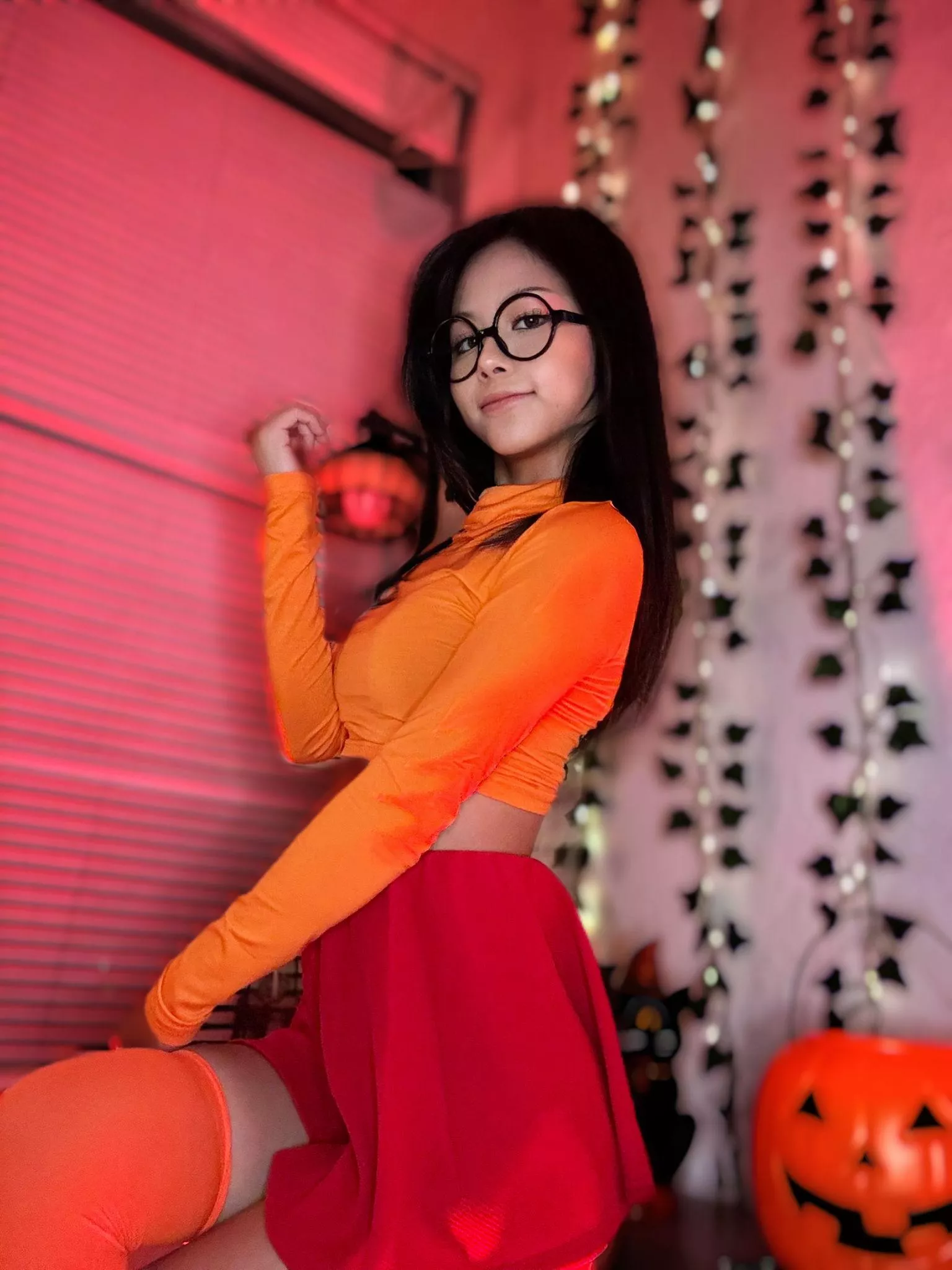 Since were neighbors, does that mean we can Netflix whenever we want :)