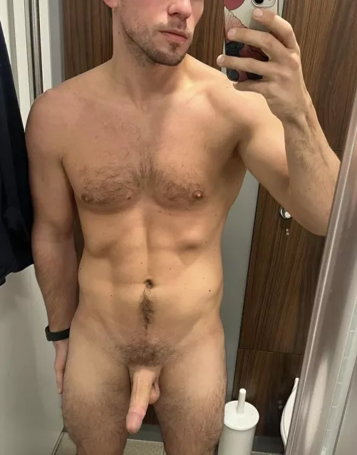 Stuck on the night shift, feeling mindlessly horny