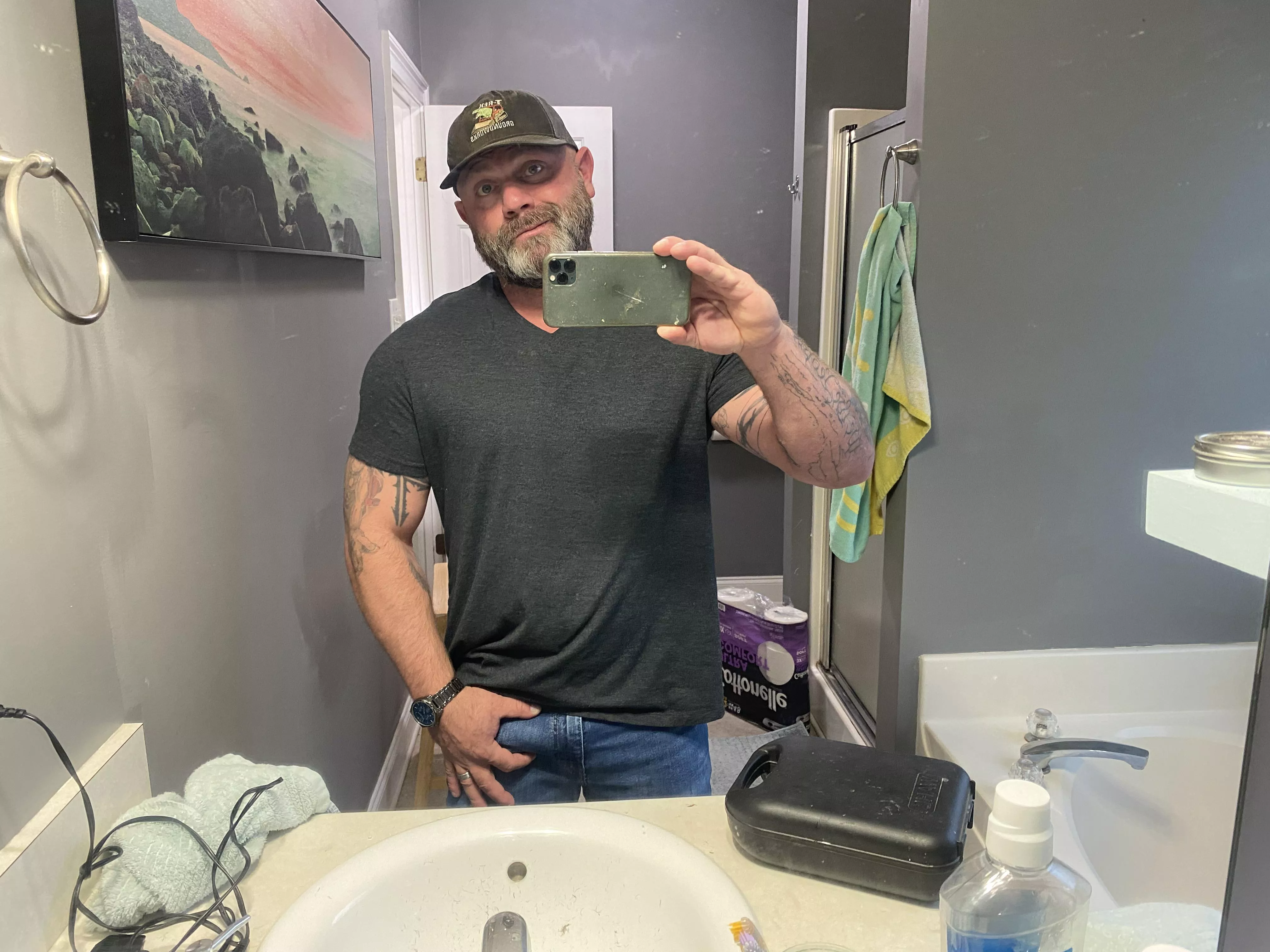 This is why I hate todays style of jeans! Lol