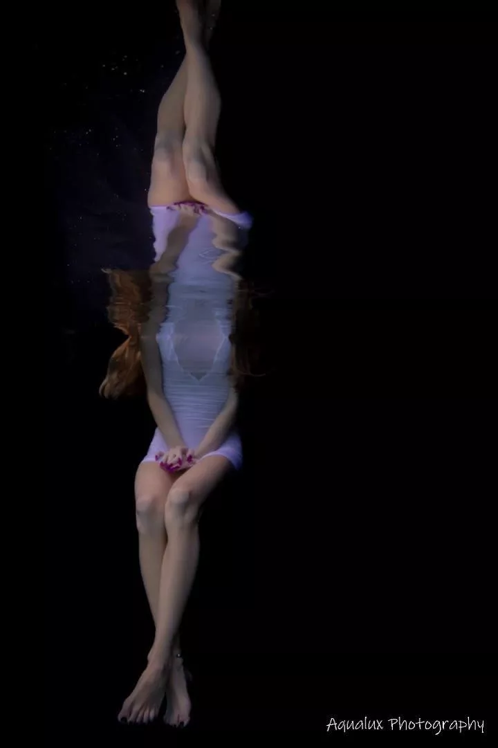 Underwater Babe🥰 Shot by AqualuxPhotography