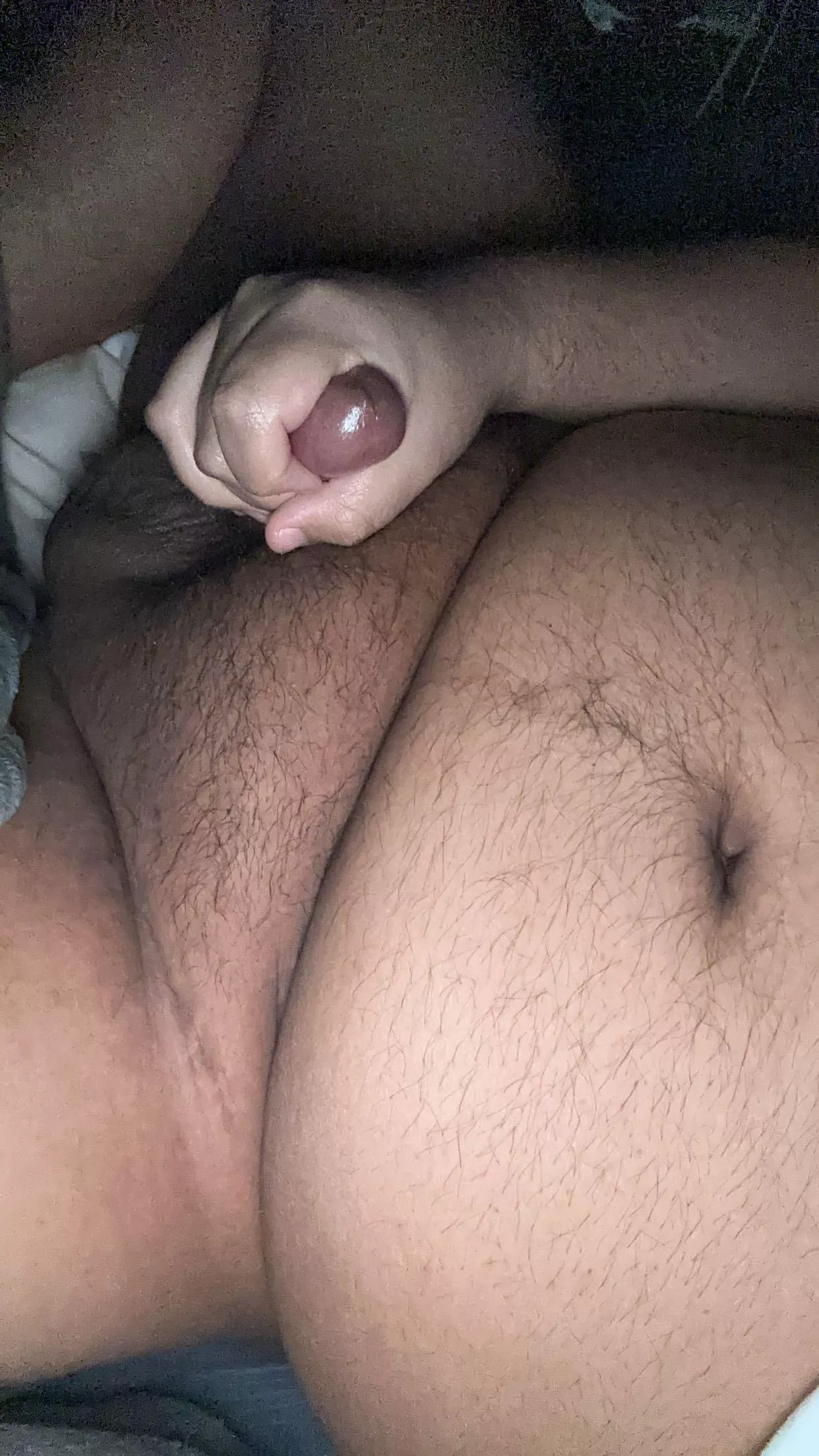 Who else is very horny midday 🙃