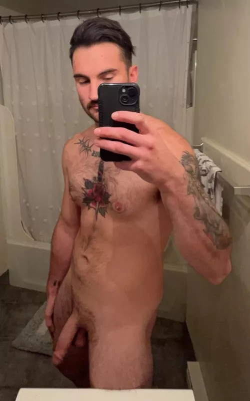 Who wants to stop over for some leftovers?👅 [m]