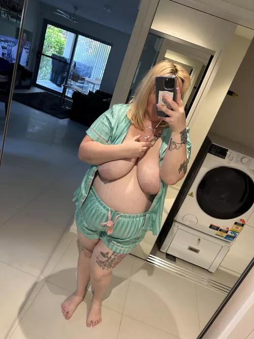 Your chubby friend sends you this, how do you reply?