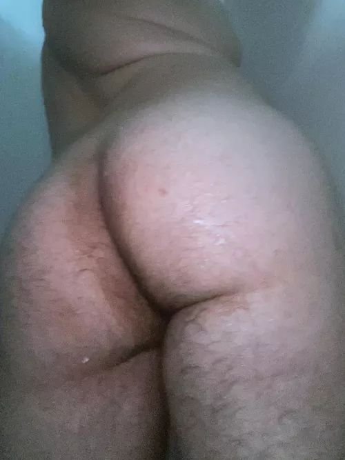18 M if you like this dm me